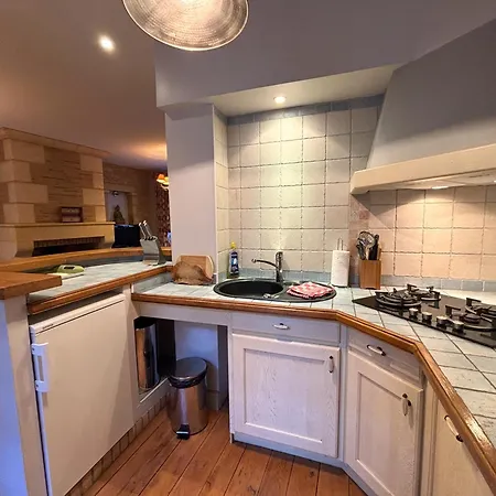 Du Presidial - Standing Flat 2 Bed/2 Bath With Balcony In Medieval Center * Sarlat-la-Canéda