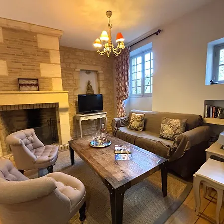 Du Presidial - Standing Flat 2 Bed/2 Bath With Balcony In Medieval Center Appartement